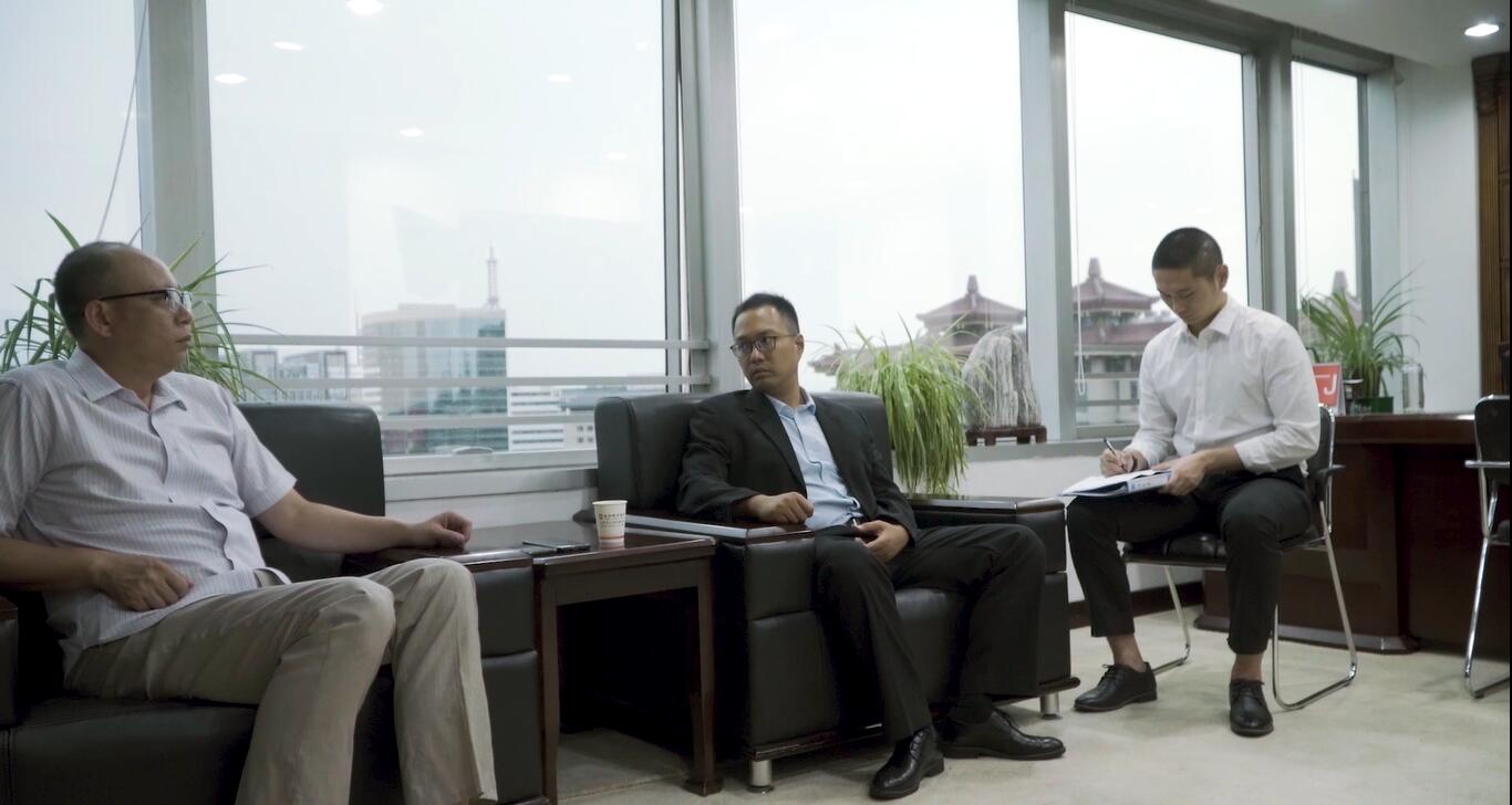 北京亮星辰文化傳播有限責(zé)任公司正式聘請 浩云律師團(tuán)隊作為企業(yè)法律顧問